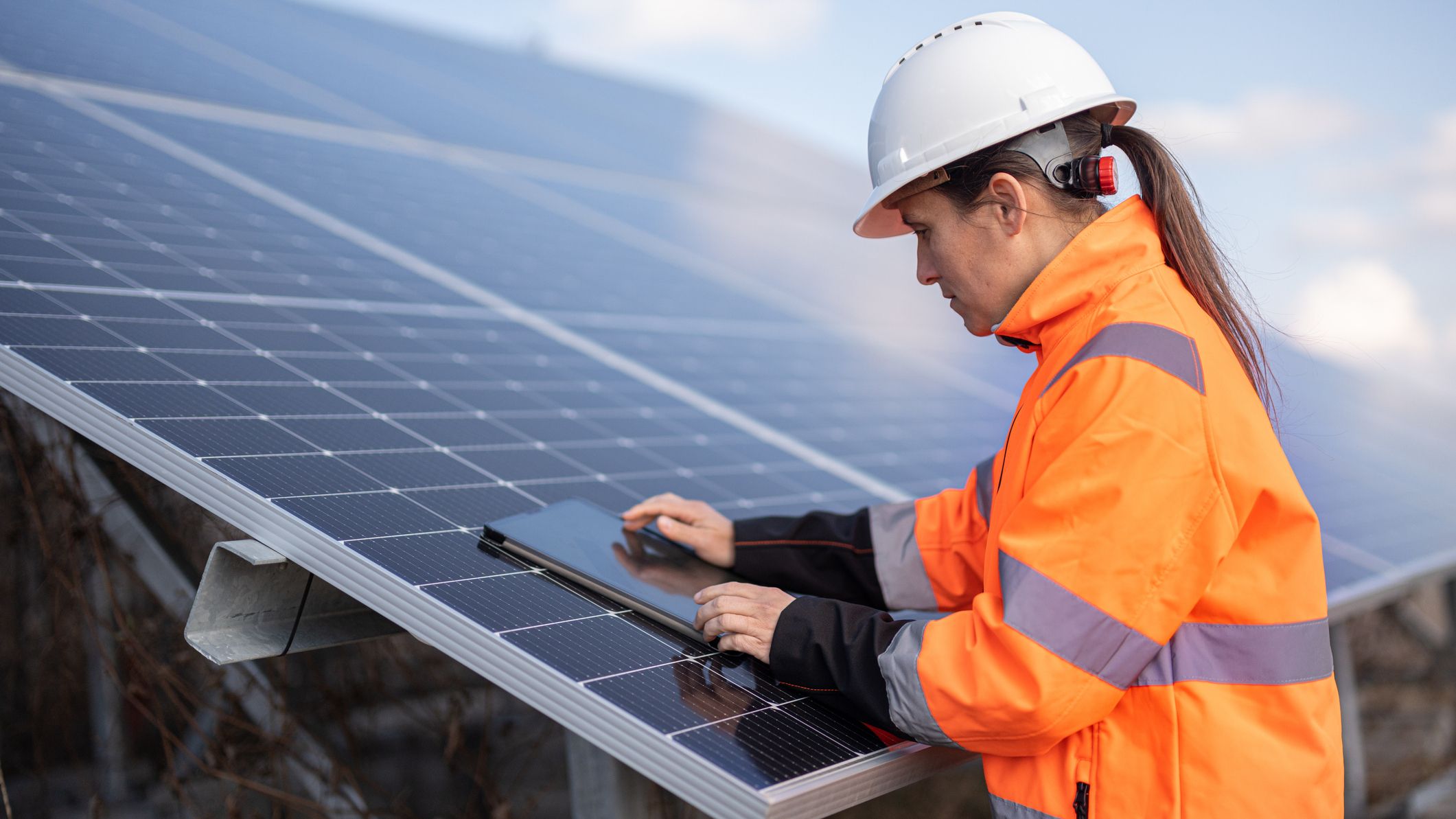 Commercial Solar Panel Installation Redditch (1)